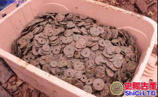 景德鎮深埋地下的8000多斤古錢幣重見天日